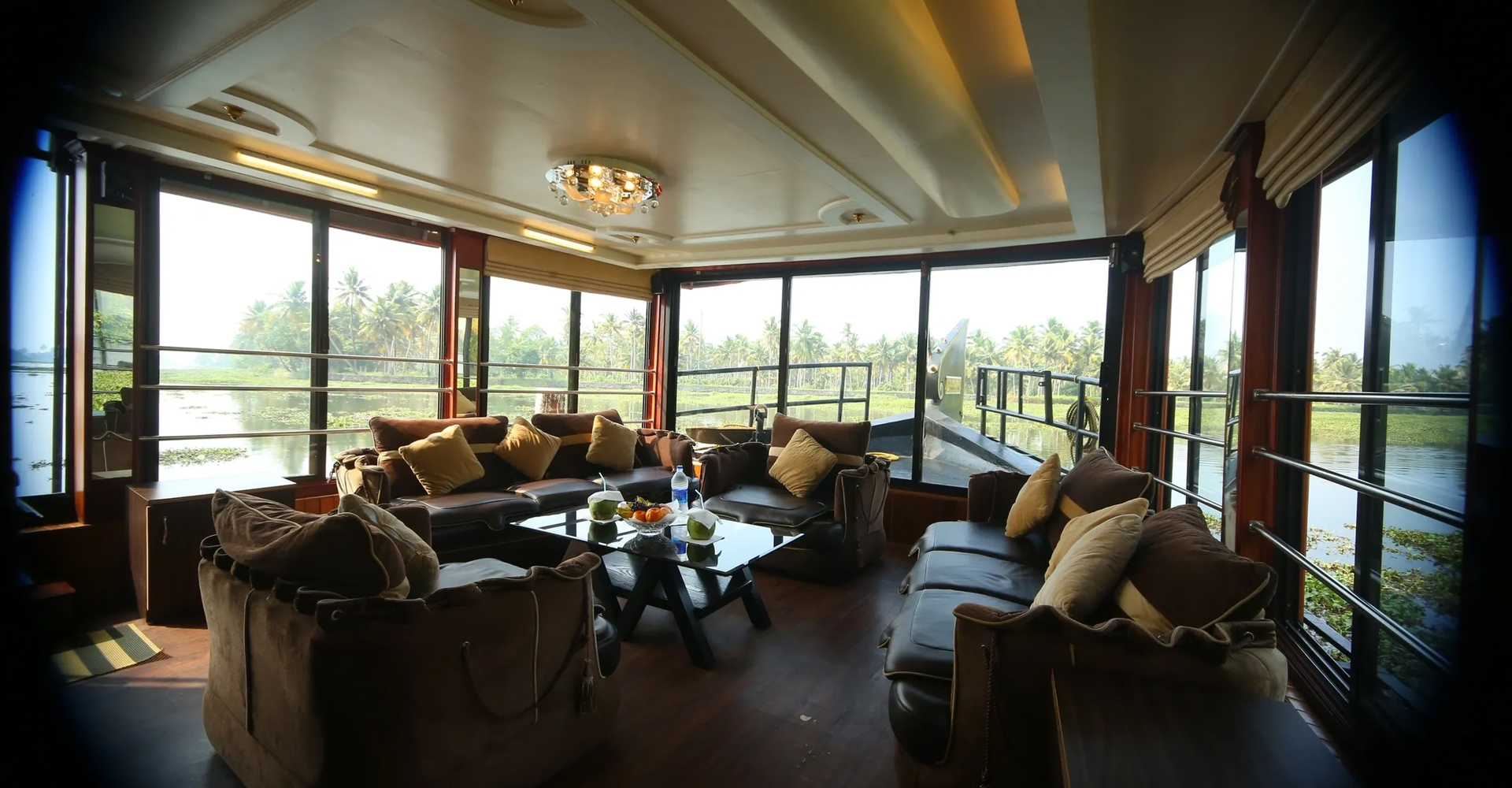 couple houseboat packages in alleppey kerala